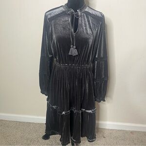 Kate & Sam Women’s Smoke Gray Smock Tie Neck Ruffle Tiered Velvet Knee Dress M